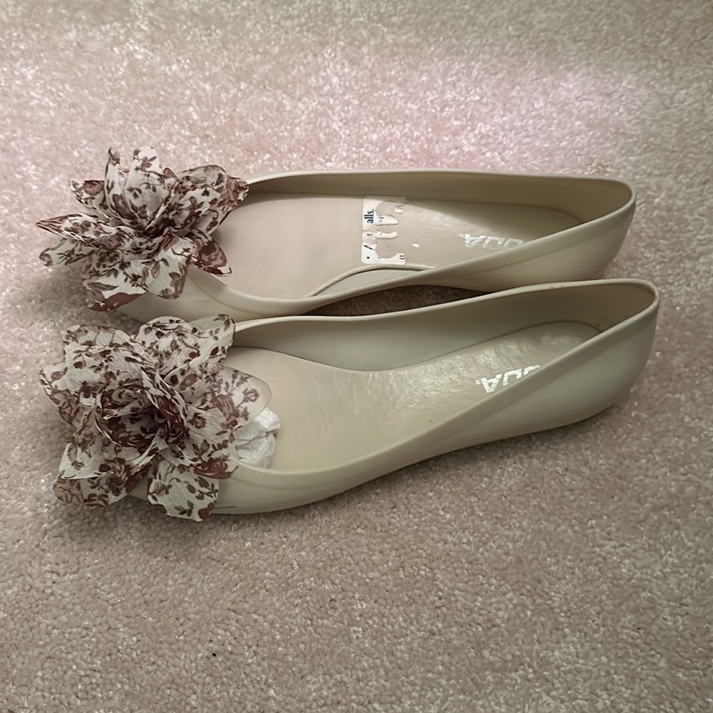 Flowers - Picture 2 of 3